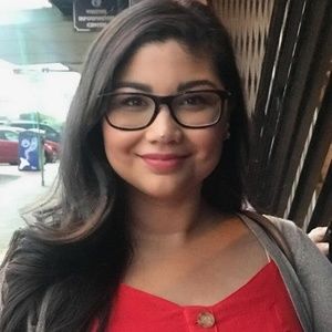 Meet your Posher, Jasmin